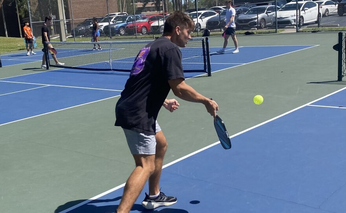 Pickleball: Môn Thể Thao Đầy Hấp Dẫn Nhưng Cũng Tiềm Ẩn Nhiều Rủi Ro