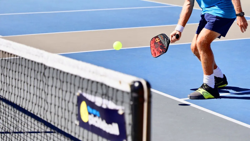 l&agrave;m chủ pickleball tại kitchen line